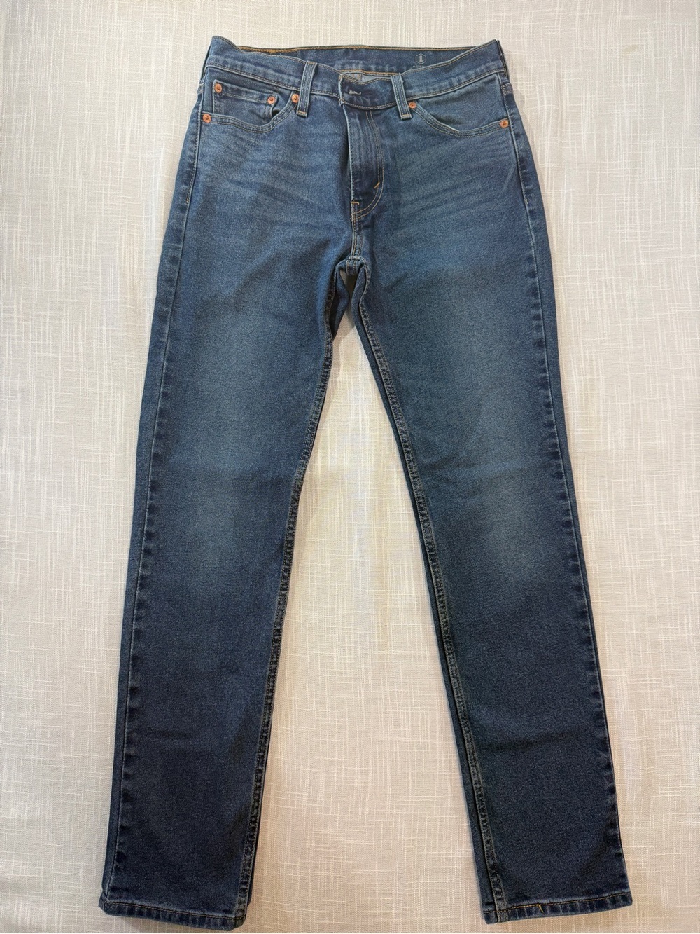 Levi's Men's Blue Medium Wash Slim Fit Mid Rise 5-Pocket Denim Jeans P-L002
